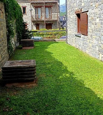 Lunar Castiello de Jaca Exterior photo